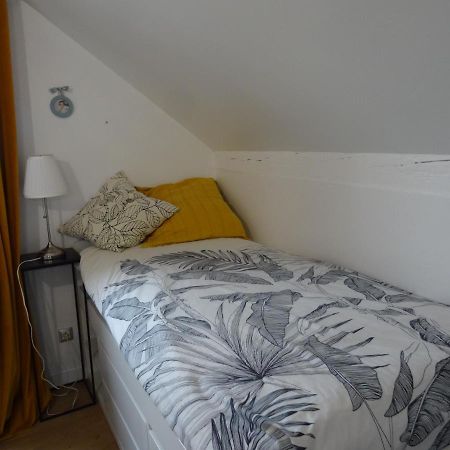 Maison D'Hotes Les Roses Tremieres Saclay Luaran gambar