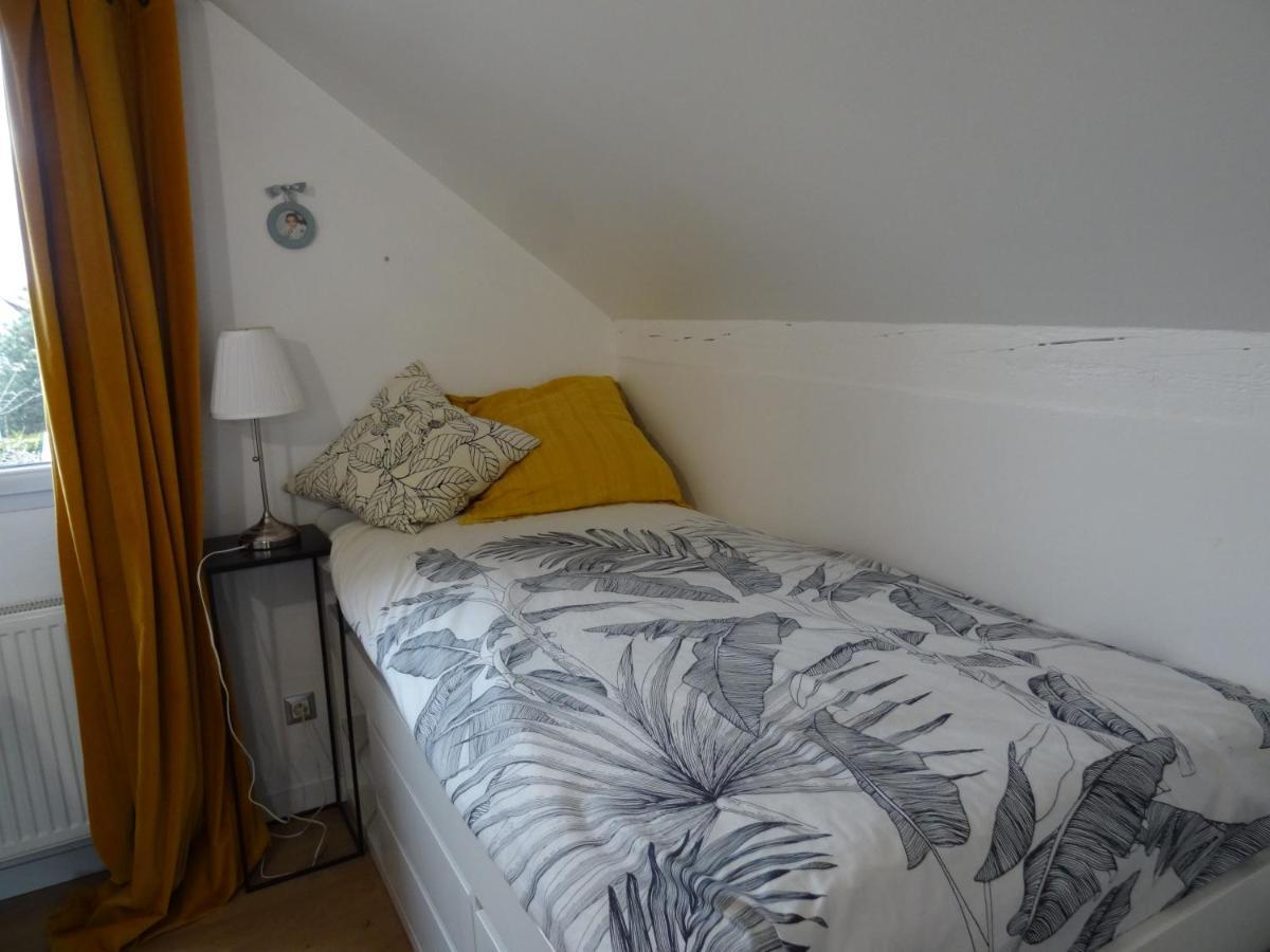Maison D'Hotes Les Roses Tremieres Saclay Luaran gambar