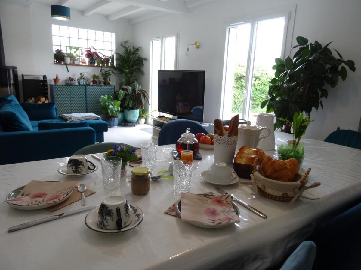 Maison D'Hotes Les Roses Tremieres Saclay Luaran gambar