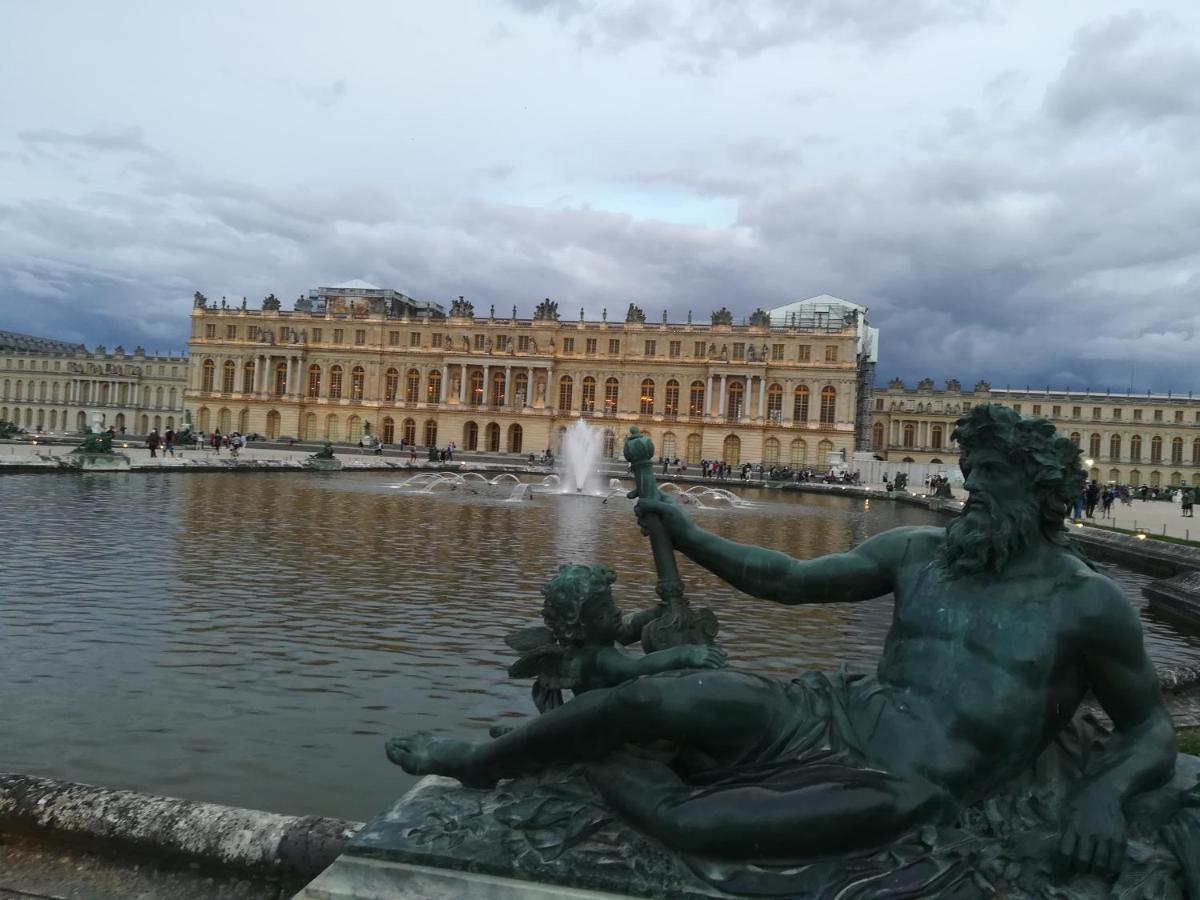 Maison D'Hotes Les Roses Tremieres Saclay Luaran gambar